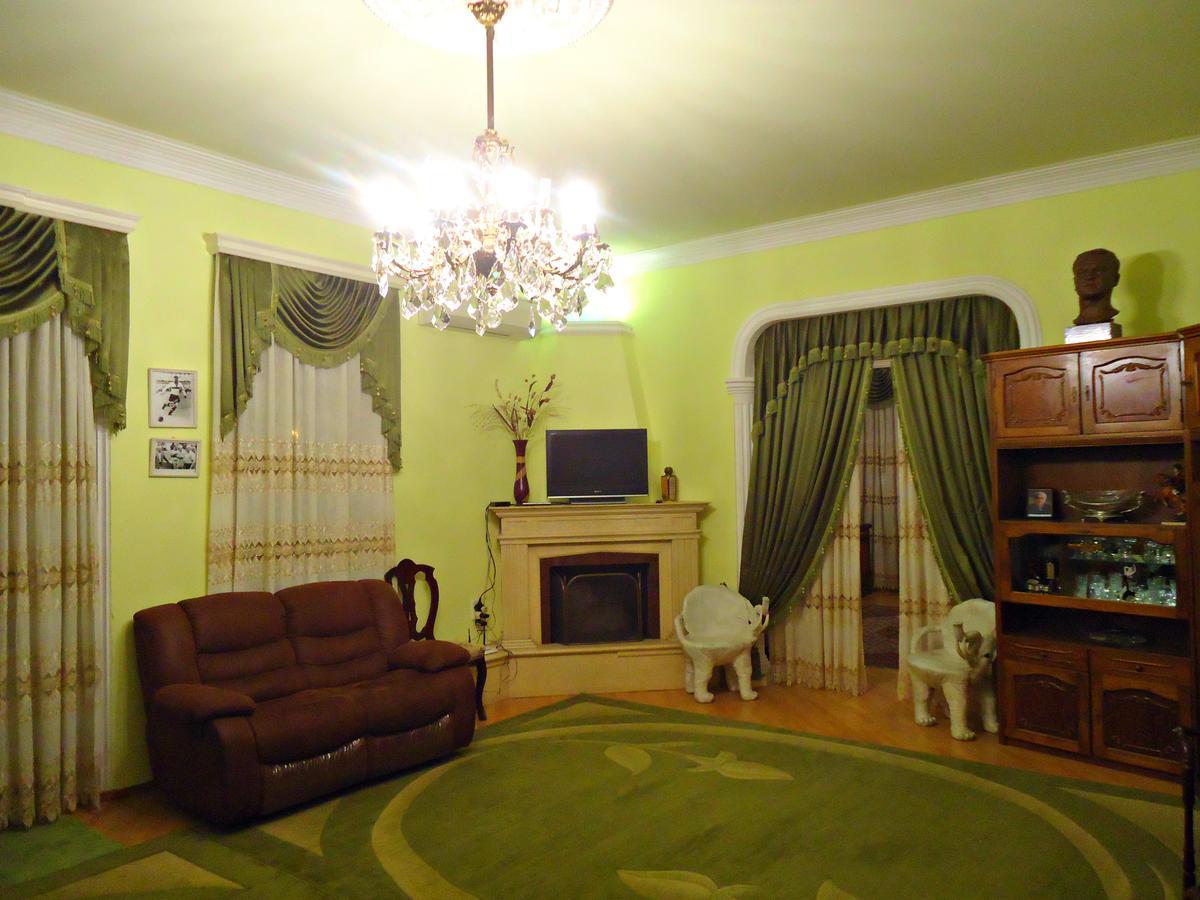 Bed and Breakfast Albatros Tbilisi Zewnętrze zdjęcie